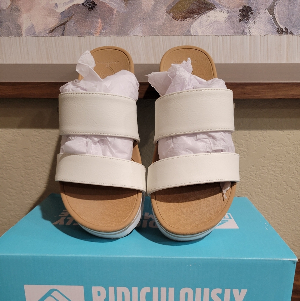 Reef Women's White and Tan Slide Sandals - Picture 2 of 3